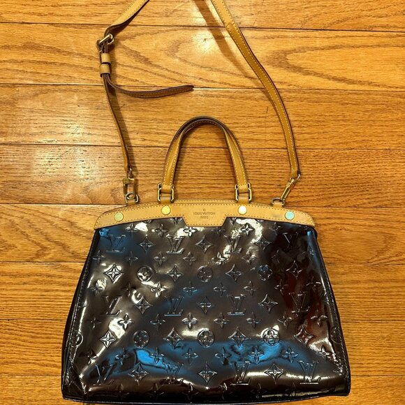 Louis Vuitton Amarante Monogram Vernis Leather Brea MM Bag - Picture 3 of 7